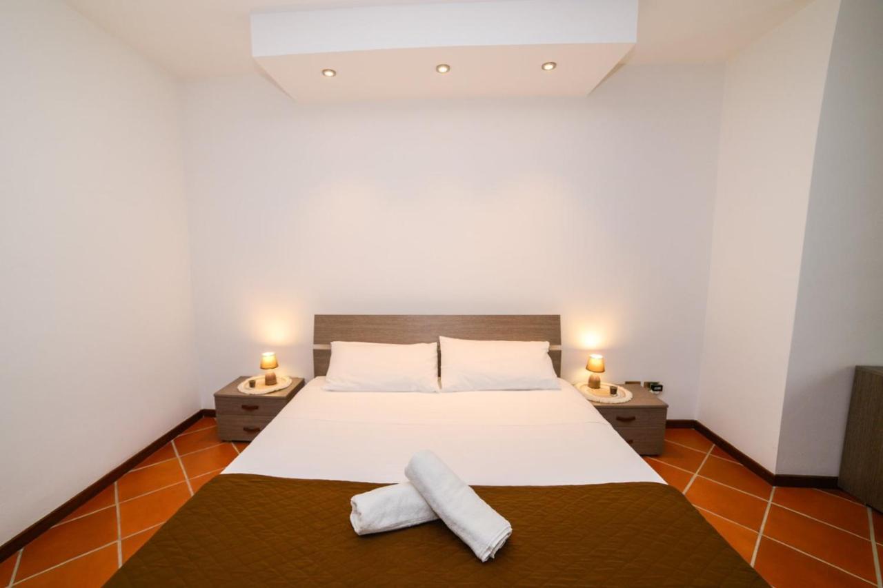 Loft Free Parking Agli Ulivi Moderno E Spazioso Peschiera del Garda Dış mekan fotoğraf